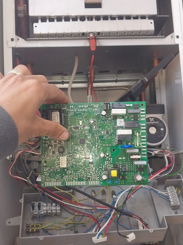Bağcılar kombi anakart tamiri
